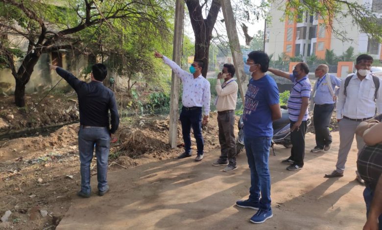 लापरवाही पर भड़के आयुक्त, कहां और क्यों... 5 लापरवाही पर भड़के आयुक्त, कहां और क्यों...