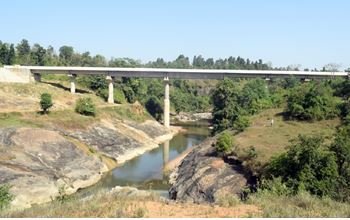 छत्तीसगढ़ रायपुर में पुलों से जुड़ते गांव : लोगों को मिल रही आवागमन सुविधा...