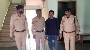 रेप का आरोपी रायपुर से गिरफ्तार, कई दिनों से था फरार...