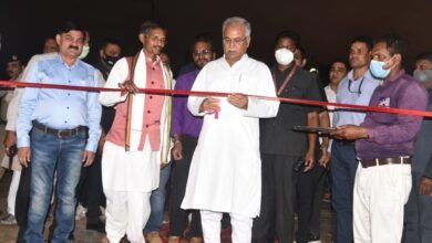 मुख्यमंत्री भूपेश बघेल ने आश्रय स्थल और सामुदायिक भवन का किया लोकार्पण