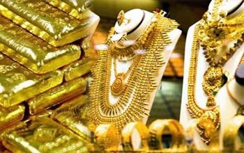 सोना-चांदी के दाम में गिरावट जारी, आज हजार रुपए से ज्यादा फिसली चांदी