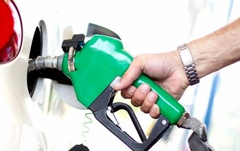पेट्रोल और डीजल की कीमतों में लगी आग, 10 रुपये महंगा हो गया तेल