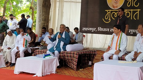 मुख्यमंत्री भूपेश बघेल से स्कूल बच्चों ने कहा हम सरगुजा से बाहर नही गए है 1 मुख्यमंत्री भूपेश बघेल से स्कूल बच्चों ने कहा हम सरगुजा से बाहर नही गए है