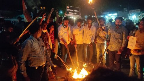 अग्निपथ योजना के पुरजोर विरोध में दुर्ग ग्रामीण युवा कांग्रेस ने किया चक्का जाम...