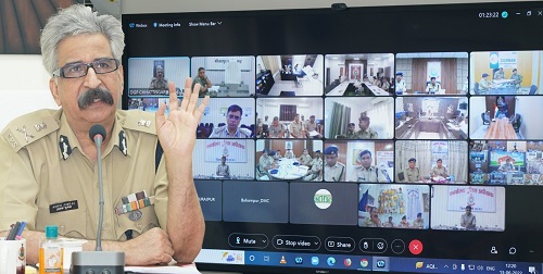 पुलिस महानिदेशक जुनेजा ने की प्रदेश की कानून व्यवस्था एवं अपराध पर नियंत्रण की समीक्षा 1 पुलिस महानिदेशक जुनेजा ने की प्रदेश की कानून व्यवस्था एवं अपराध पर नियंत्रण की समीक्षा