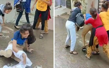 लेडी गैंग की गुंडागर्दी, डोमिनोज में काम नौकरी करने वाली लड़की को पीटा