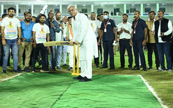 मुख्यमंत्री ने कुम्हारी के नवनिर्मित क्रिकेट स्टेडियम का किया लोकार्पण...