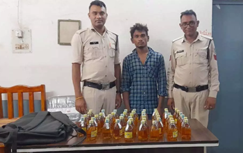 अवैध शराब बिक्री के मामले में पुलिस ने युवक को किया गिरफ्तार...