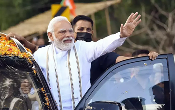 PM मोदी का आज महाराष्ट्र और कर्नाटक दौरा, देंगे ₹49600 करोड़ की सौगात, मुंबई में करेंगे रोडशो...