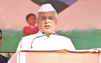 मुख्यमंत्री ने गणतंत्र दिवस के अवसर पर प्रदेशवासियों को हलबी और छत्तीसगढ़ी में संबोधित किया...