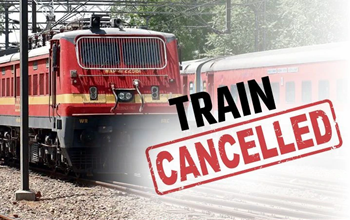 Train Cancelled today : कोहरा ले रहा रेलवे और यात्रियों का इम्तिहान! धुंध ने थामी 337 ट्रेनें, चेक करें लिस्‍ट