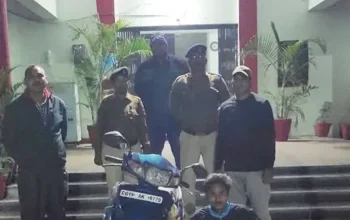 अवैध मादक पदार्थ गांजा तस्करो पर पुलिस ने एक बार फिर लगाई लगाम: पांच किलो ग्राम गांजा के साथ युवक गिरफ्तार...