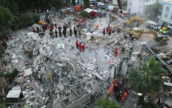 Earthquake: 7.8 तीव्रता के तेज भूकंप ने मचाया तहलका, गिर गईं कई इमारतें; 19 लोगों की मौत...