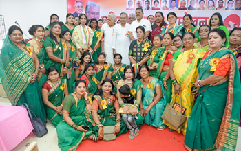 दुर्ग शहर महिला कांग्रेस की ओर से महिला सम्मान सम्मेलन का किया गया भव्य आयोजन....
