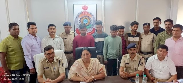 दिनदहाड़े हुये कत्ल के 5 आरोपी युवक को पुलिस ने किया गिरफ्तार...