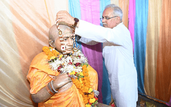 मुख्यमंत्री ने माँ भानेश्वरी मंदिर में की पूजा-अर्चना प्रदेशवासियों की खुशहाली की कामना की...