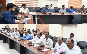 कलेक्टर ने की औद्योगिक प्रशिक्षण संस्थान की गतिविधियों की समीक्षा 1 कलेक्टर ने की औद्योगिक प्रशिक्षण संस्थान की गतिविधियों की समीक्षा