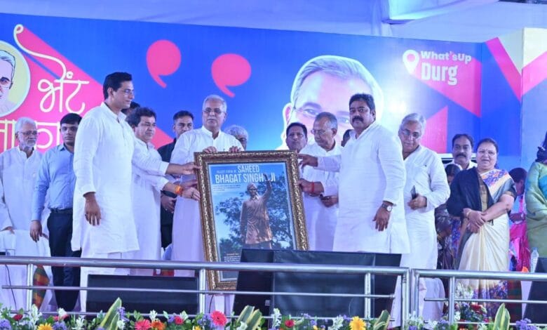 भिलाई में खुलेगा आधुनिक लाइब्रेरी तक्षशीला, भेंट मुलाकात युवा संवाद के दौरान मुख्यमंत्री ने की घोषणा