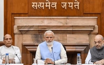 Parliament Session: संसद के विशेष सत्र का पहला दिन, PM मोदी ने शाम 6.30 बजे बुलाई कैबिनट बैठक