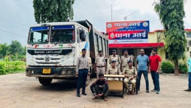 चोरी किये गये 40,00,000 रू के हाईवा ट्रक को 24 घण्टे के अंदर बरामद कर आरोपी को किया गया गिरफ्तार....