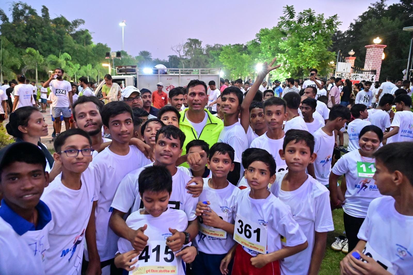 फिट भिलाई मूवमेंट के लिए 5000 लोगो ने लगाई विधायक देवेंद्र संग दौड़...