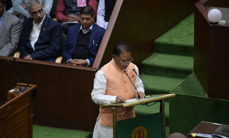 प्रोटेम स्पीकर ने आज विधानसभा में मुख्यमंत्री, उप मुख्यमंत्री और नव निर्वाचित विधायकों को दिलाई शपथ...