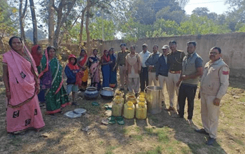 आबकारी विभाग द्वारा शराब जब्ती पर की गयी कड़ी कार्यवाही...