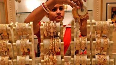 Gold Price Today: नहीं बदला सोने का भाव, चांदी में ₹400 का उछाल, फटाफट चेक करें रेट....