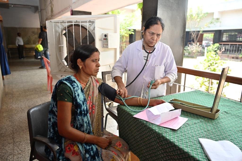 भिलाई इस्पात कल्याण चिकित्सालय में ‘मिशन लक्ष्मी’ के तहत 58 महिलाओं का हुआ स्वास्थ्य परीक्षण...