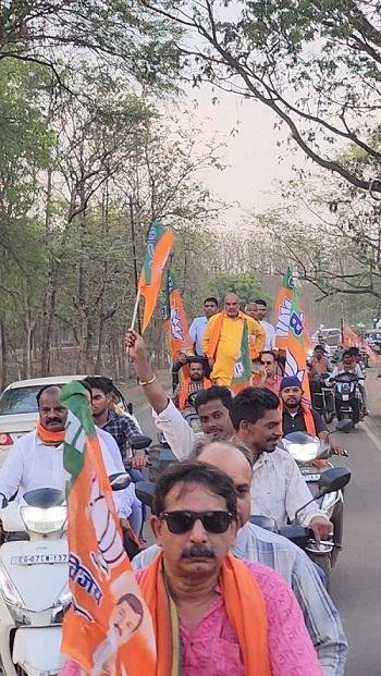 नरेन्द्र मोदी जी को पुनः प्रधानमंत्री बनने व विजय बघेल जी को पुनः सांसद बनाने हेतु विशाल बाईक रैली...