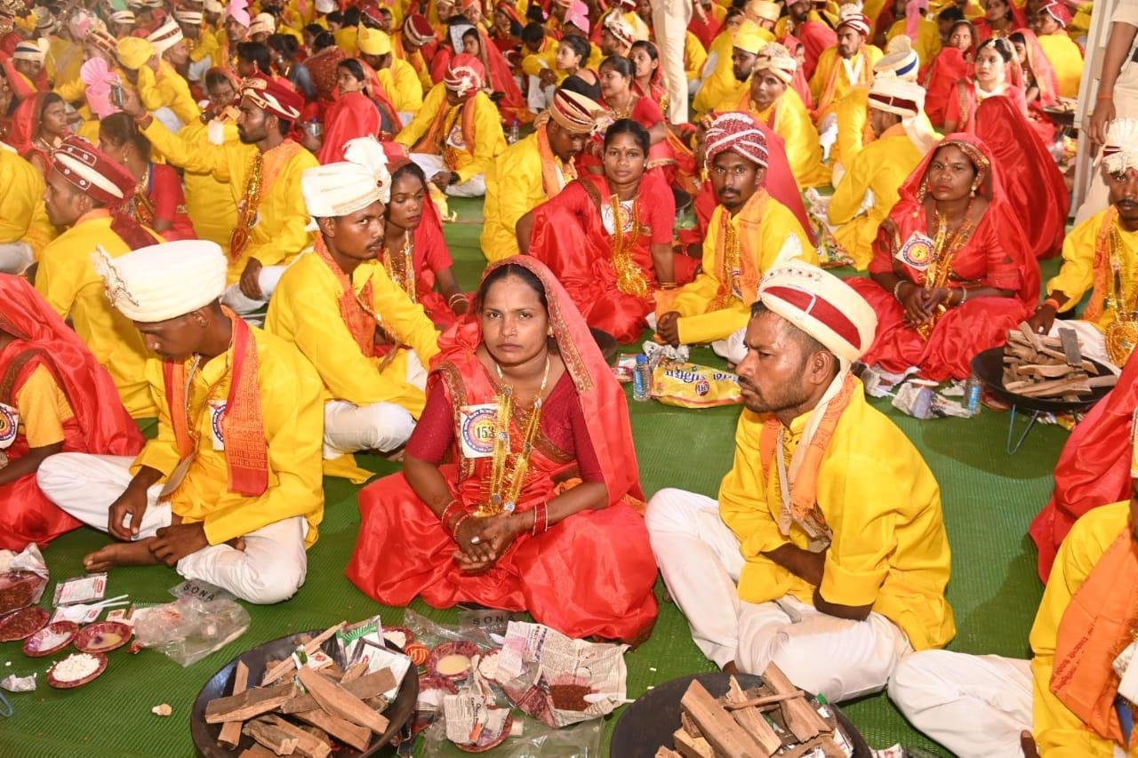 मुख्यमंत्री श्री साय अखिल भारतीय निर्धन दिव्यांग सामूहिक आदर्श विवाह समारोह में हुए शामिल...