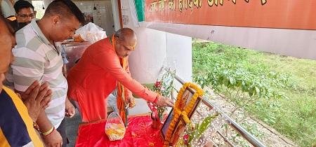 जनसंघ के संस्थापक श्रद्धेय डॉ. श्यामा प्रसाद मुखर्जी जी की पुण्यतिथि पर उन्हें सादर नमन और विनम्र श्रद्धांजलि अर्पित किया...