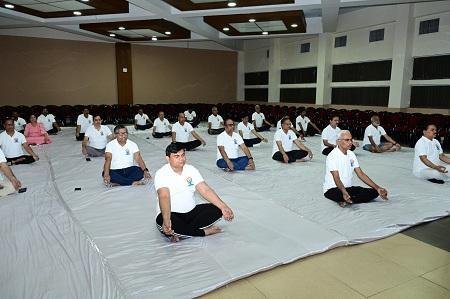 भिलाई इस्पात संयंत्र में मनाया गया 10 वां अन्तर्राष्ट्रीय योग दिवस...