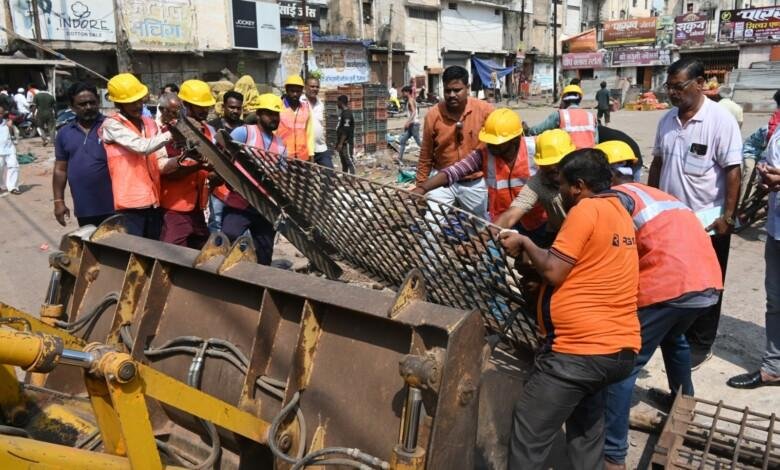 अवैध अतिक्रमण पर तड़के सुबह से नगर निगम भिलाई ने की बड़ी कार्यवाही