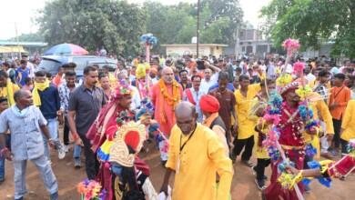 कोसरिया यादव समाज द्वारा आयोजित तीजा मिलन समारोह में शामिल हुए दुर्ग ग्रामीण एवं राज्य ग्रामीण विकास प्राधिकरण उपाध्यक्ष ललित चंद्राकर...