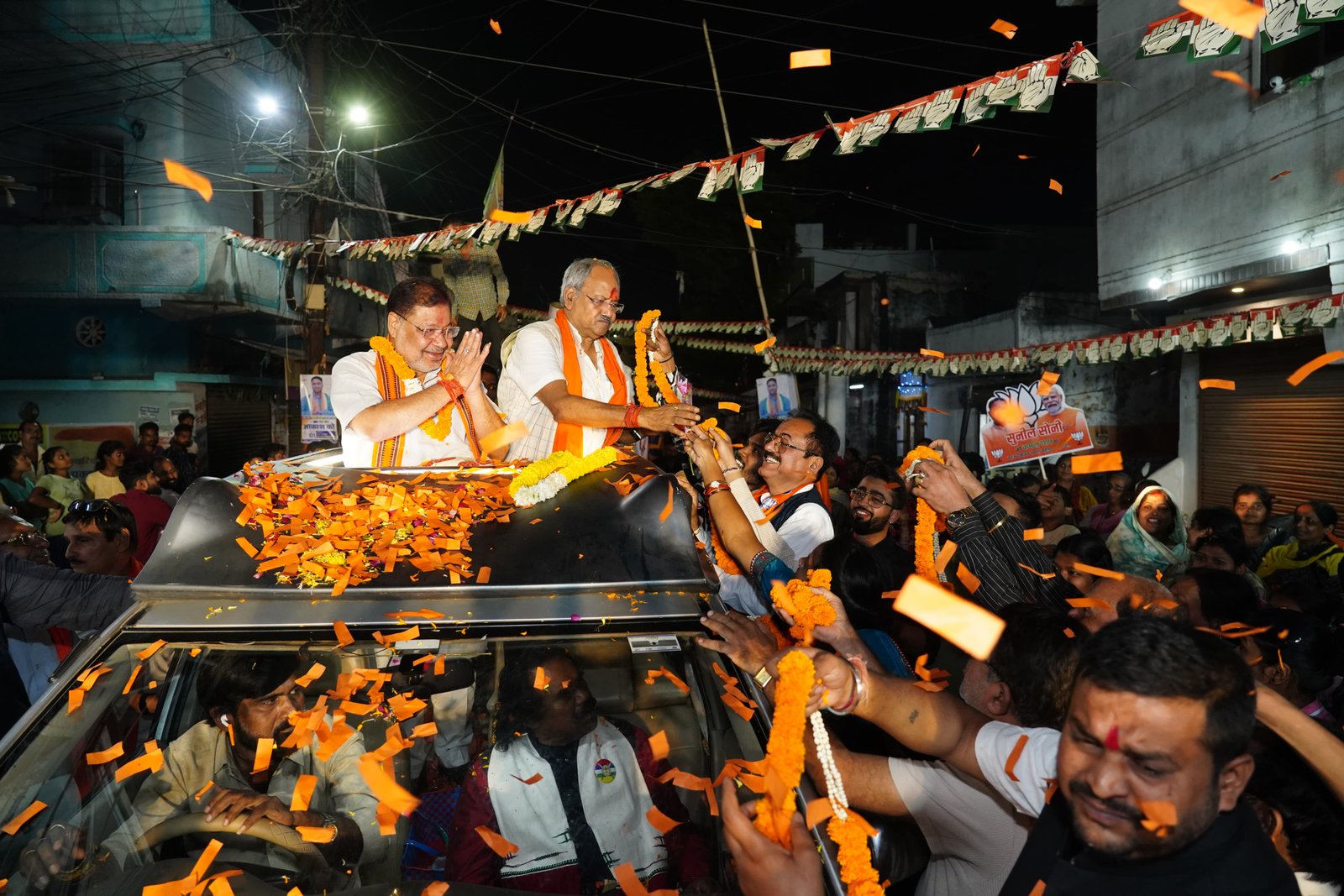 रायपुर दक्षिण विधानसभा क्षेत्र में भाजपा का विशाल रोड शो, जनता का अपार समर्थन...