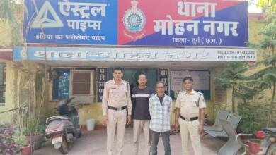 दुर्ग पुलिस का नशा मुक्ति अभियान: गांजा तस्करी में दो आरोपी गिरफ्तार, 4.236 किलोग्राम गांजा बरामद...