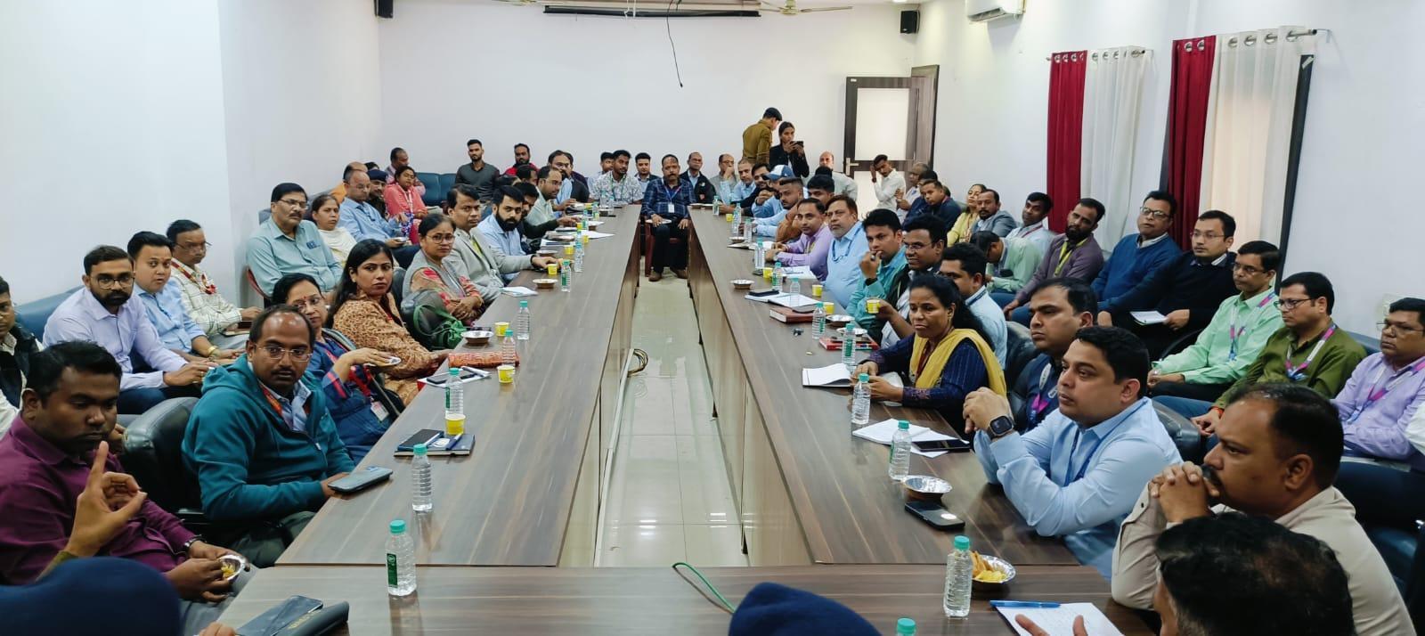 दुर्ग के निर्देशानुसार बैंक प्रबंधकों की पुलिस के साथ समन्वय बैठक आयोजित...