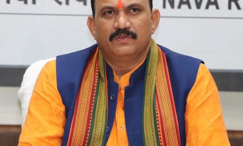 स्वास्थ्य मंत्री श्री जायसवाल ने वीसी के माध्यम से ली बैठक... 1 स्वास्थ्य मंत्री श्री जायसवाल ने वीसी के माध्यम से ली बैठक...