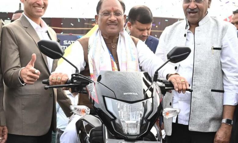 छत्तीसगढ़ में किसानों की आय बढ़ने का लाभ ऑटोमोबाइल इंडस्ट्री सहित पूरी अर्थव्यवस्था को : मुख्यमंत्री श्री साय...