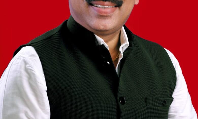कांग्रेस ने स्व. मुकेश चंद्राकर का जिंदा रहते और मरने के बाद भी बहिष्कार किया- सुरेंद्र कौशिक 1 कांग्रेस ने स्व. मुकेश चंद्राकर का जिंदा रहते और मरने के बाद भी बहिष्कार किया- सुरेंद्र कौशिक