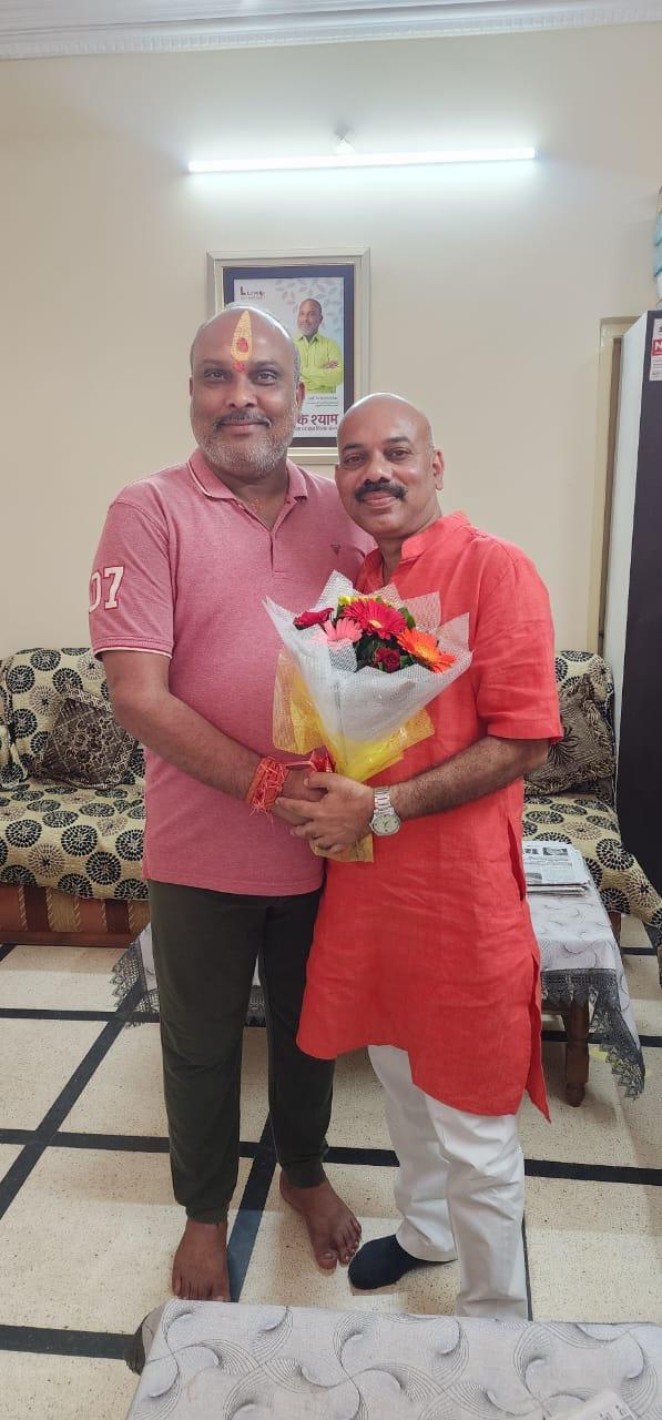 दुर्ग ग्रामीण विधायक ललित चंद्राकर ने भारतीय जनता पार्टी, जिला दुर्ग के नवनिर्वाचित अध्यक्ष सुरेंद्र कौशिक को दी हार्दिक शुभकामनाएं और अनंत बधाई...