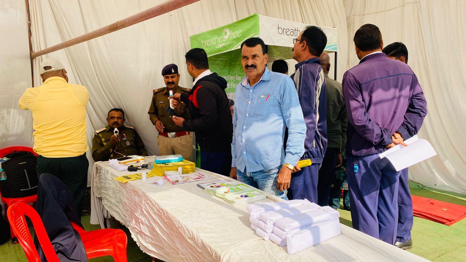 स्पेशल बच्चों ने वाहन चालको से अपील कि वाहन चलाते समय यातायात नियमों का सदैव करें पालन...