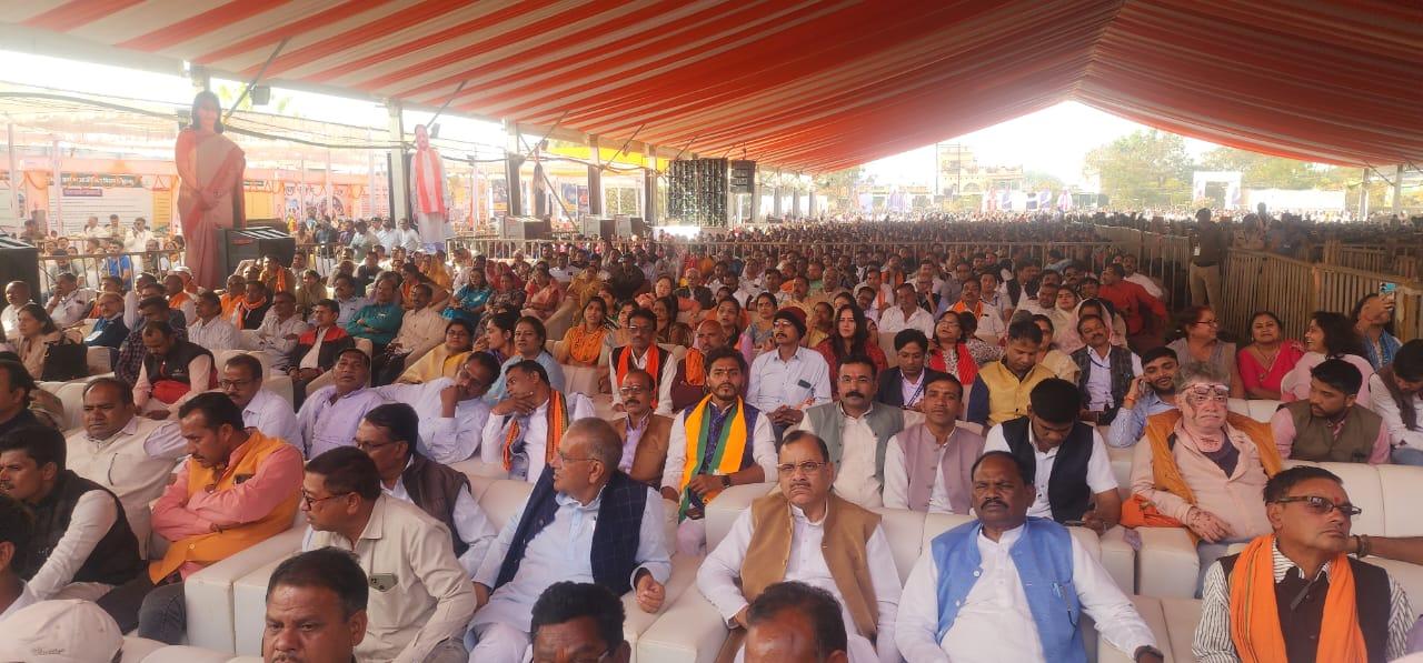 डबल इंजन की सरकार पूरी प्रतिबद्धता के साथ प्रदेश की तस्वीर और तकदीर बदलने के लिए कर रही है काम : शिवराज सिंह चौहान