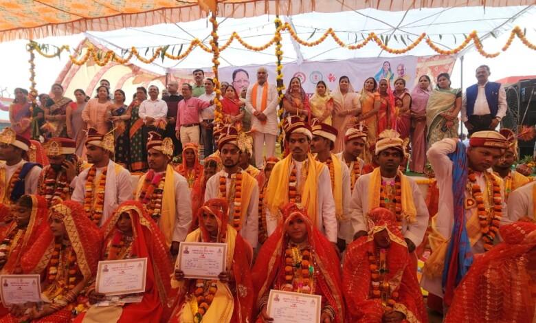 मुख्यमंत्री कन्या विवाह योजना लाखों लोगों के लिए बनी आशा की किरण- विधायक ललित चंद्राकर... 1 मुख्यमंत्री कन्या विवाह योजना लाखों लोगों के लिए बनी आशा की किरण- विधायक ललित चंद्राकर...