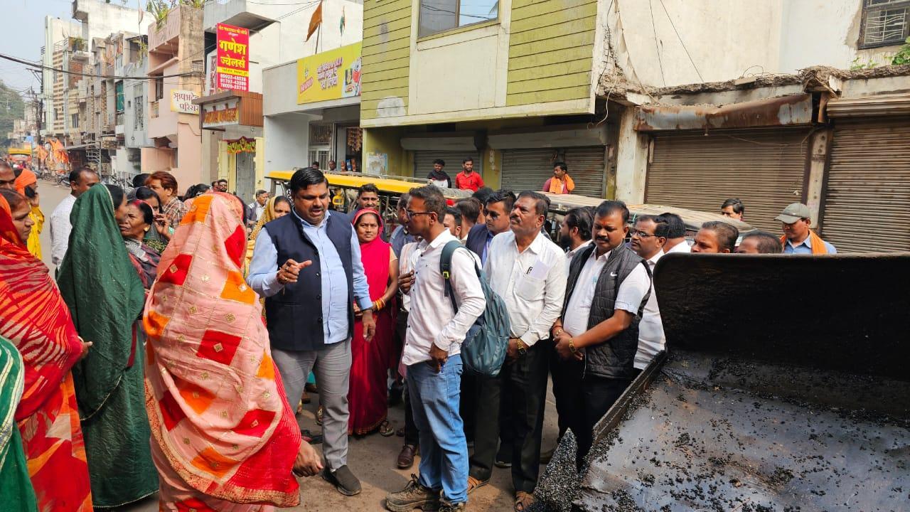 बोरसी में 25 साल पुराने सिवरेज का होगा संधारण विधायक गजेन्द्र यादव ने किया भूमिपूजन...