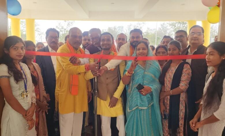 भारदीय शासकीय महाविद्यालय के भवन लोकार्पण कार्यक्रम में सम्मिलित हुए दुर्ग ग्रामीण विधायक ललित चंद्राकर... 5 भारदीय शासकीय महाविद्यालय के भवन लोकार्पण कार्यक्रम में सम्मिलित हुए दुर्ग ग्रामीण विधायक ललित चंद्राकर...