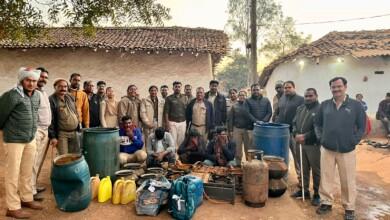 आबकारी विभाग दुर्ग की अवैध शराब निर्माण एवं विक्रय पर बड़ी कार्यवाही....