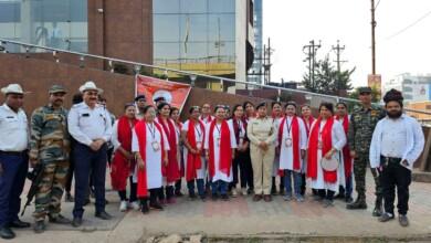 सड़क सुरक्षा माह 2025: नेहरू नगर चौक पर नुक्कड़ नाटक और जागरूकता मार्च...