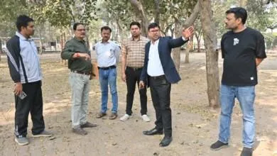 फूटपाथ पर व्यवसाय करने वालो को वेडिंग जोन बनाकर व्यवस्थापित किया जाएगा... 7 फूटपाथ पर व्यवसाय करने वालो को वेडिंग जोन बनाकर व्यवस्थापित किया जाएगा...